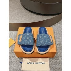 Louis Vuitton Slippers